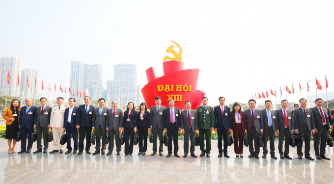 Đoàn Đại biểu Đảng bộ tỉnh Quảng Ninh dự Đại hội XIII của Đảng.