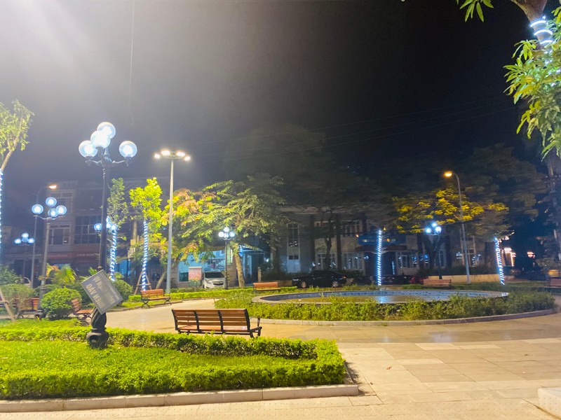 Công viên không có người đi thể dục như thường ngày