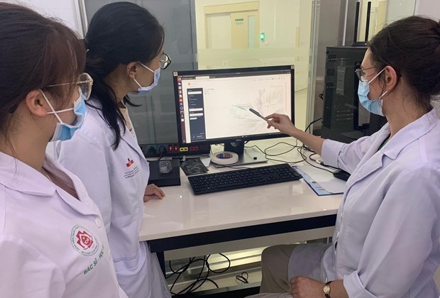 Ca nhiễm Omicron đầu tiên được điều trị theo phác đồ của Bộ Y tế