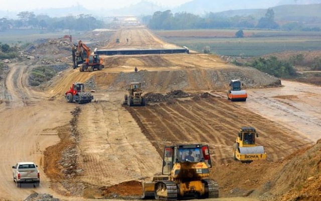 Tăng tốc thi công trên tuyến cao tốc Mai Sơn-Quốc lộ 45