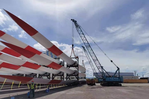 Vận chuyển, thi c&ocirc;ng điện gi&oacute; gặp nhiều kh&oacute; khăn v&igrave; Covid-19