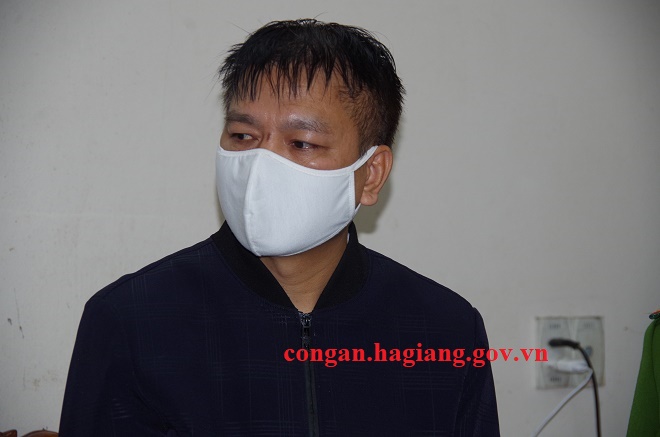 Bị can Nguyễn Văn Chiến, nguyên Trưởng phòng Tổng hợp, Ban Nội chính Tỉnh ủy Hà Giang. Ảnh: CAHG