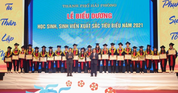 Hải Phòng: Biểu dương 157 học sinh, sinh viên xuất sắc tiêu biểu năm 2021