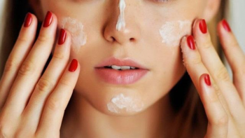 Thu hồi kem chống nắng Oribe do Dược Mỹ phẩm SJK sản xuất