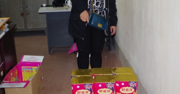 Quảng Ninh:  Bắt giữ 2 đối tượng mua bán vận chuyển 34,6 kg pháo nổ trái phép