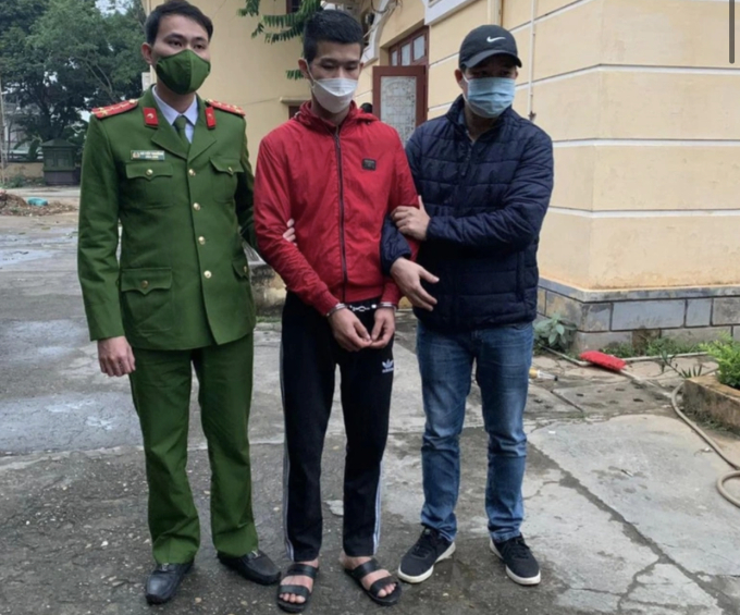 93707A7D-D4D4-4F19-B42B-132E9DBF6D49.