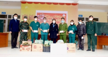 Tết của các bác sĩ xa nhà chống dịch tại Quảng Ninh