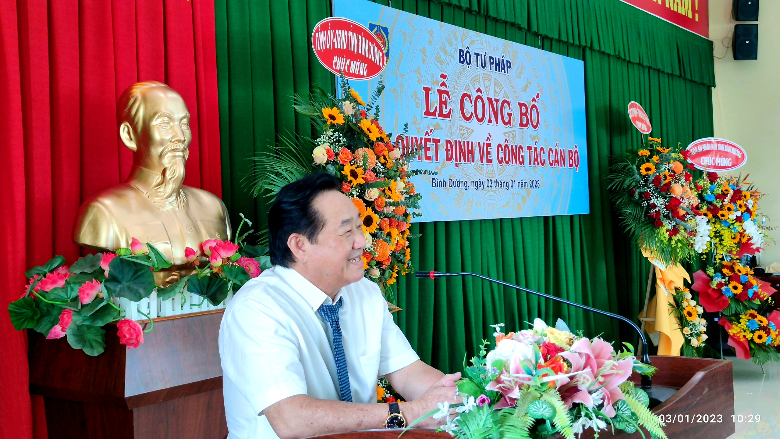 Ông Nguyễn Hoàng Thao – Phó Bí thư Thường trực Tỉnh ủy phát biểu tại buổi lễ.