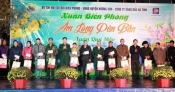 Xuân Biên phòng, ấm lòng dân bản