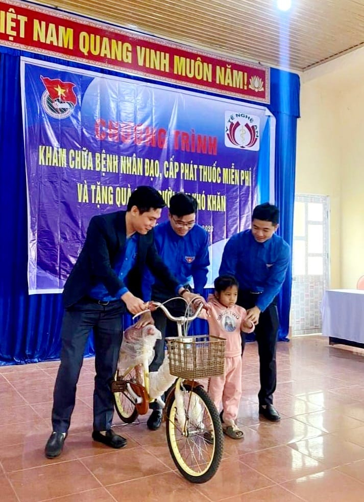 323707205_877228390389660_4451574848312032437_n