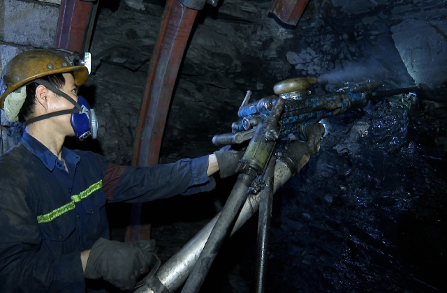 Tập đoàn Công nghiệp Than – Khoáng sản Việt Nam đạt doanh thu kỷ lục 7 tỷ USD