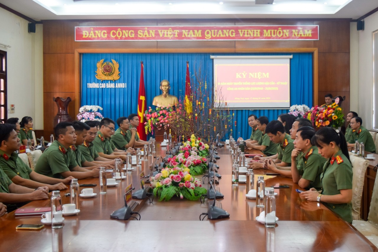 B925046D-A543-4E2A-A3A3-0FE0573E13B9.