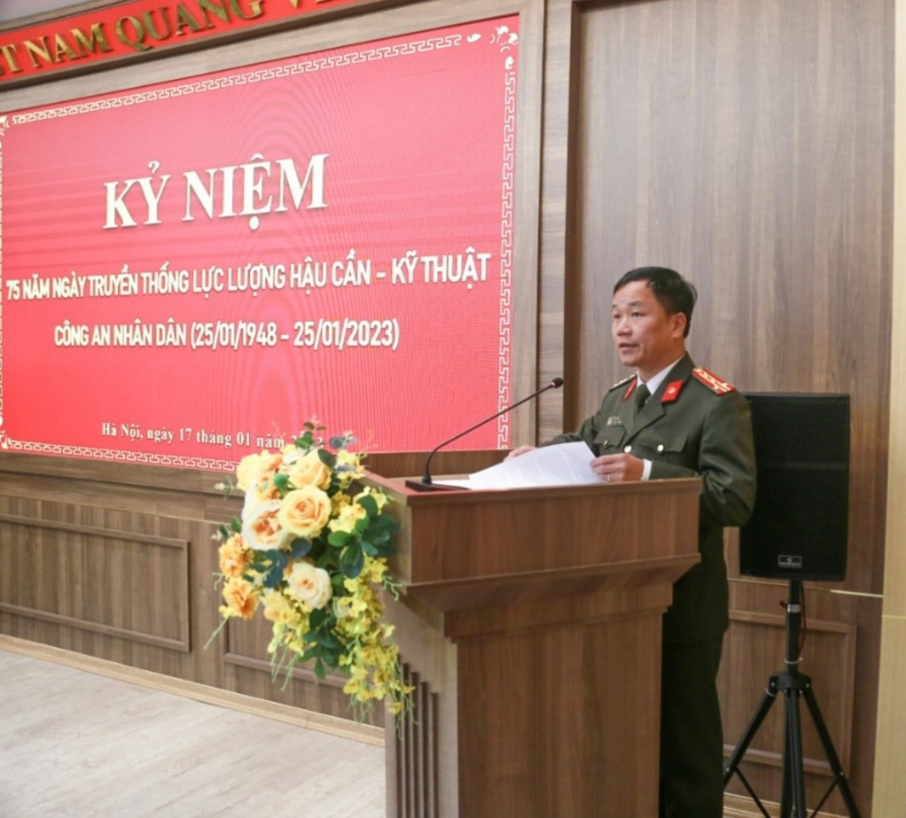 55B42C16-60E3-425C-A86C-D2F516BDFF71.