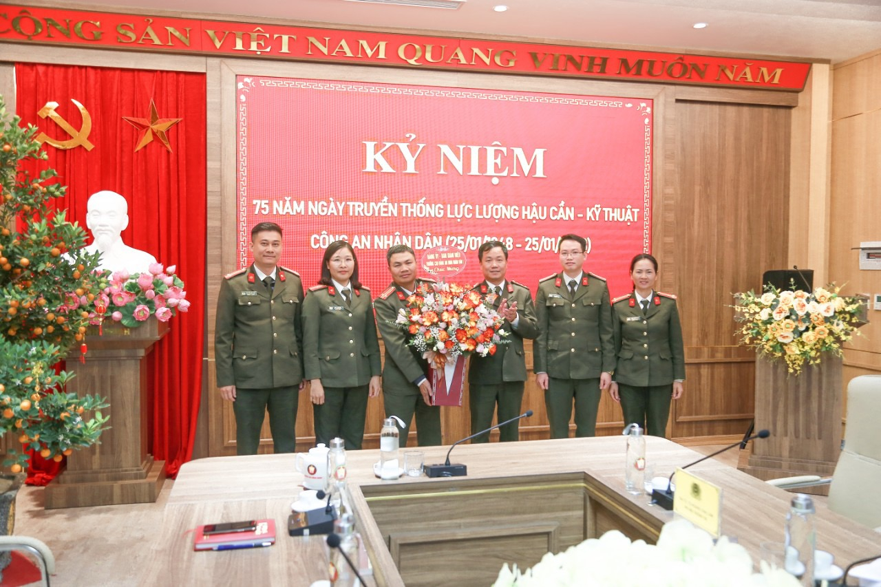 36C5819B-309A-4C5E-9FDF-369B628545B4.