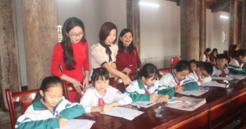 Rộn ràng khai bút đầu Xuân ở làng khoa bảng Quỳnh Đôi