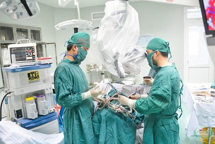 b16f439e54d3bd8de4c2