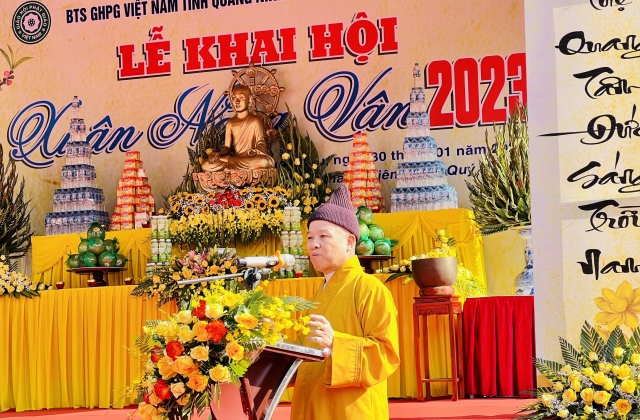 Quảng Ninh: Đông đảo phật tử tham dự khai hội Xuân Ngọa Vân 2023