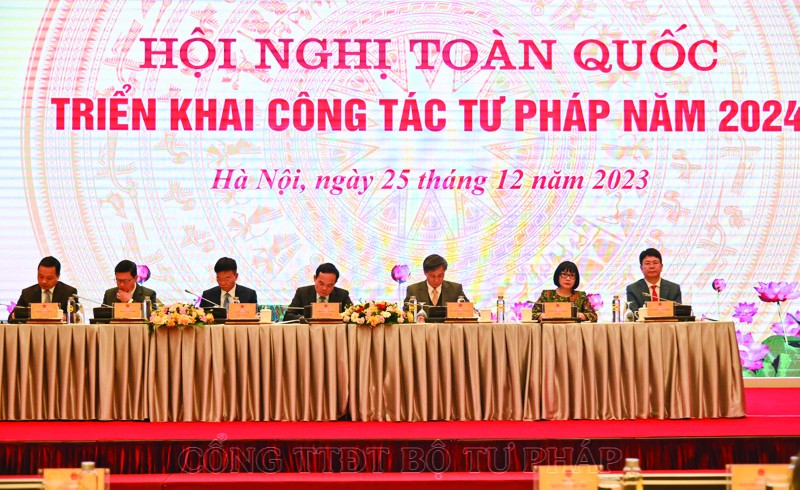 Ngày 25/12/2023, Bộ Tư pháp tổ chức Hội nghị toàn quốc triển khai công tác tư pháp năm 2024. (Ảnh: moj.gov.vn).