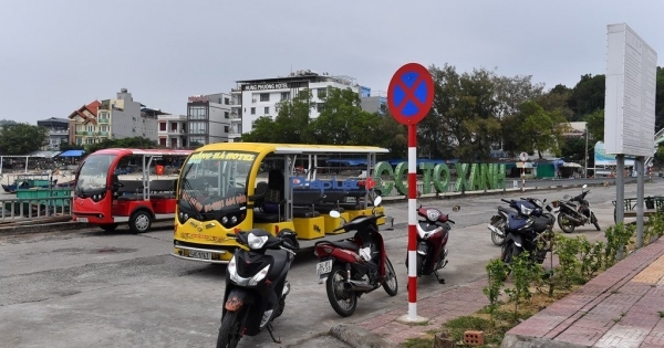 Vụ hàng trăm xe điện, ô tô không đăng kiểm vẫn hoạt động: Thường trực huyện ủy Cô Tô họp khẩn