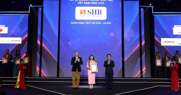 SHB 5 năm liên tiếp được vinh danh “Top 50 doanh nghiệp xuất sắc nhất Việt Nam”