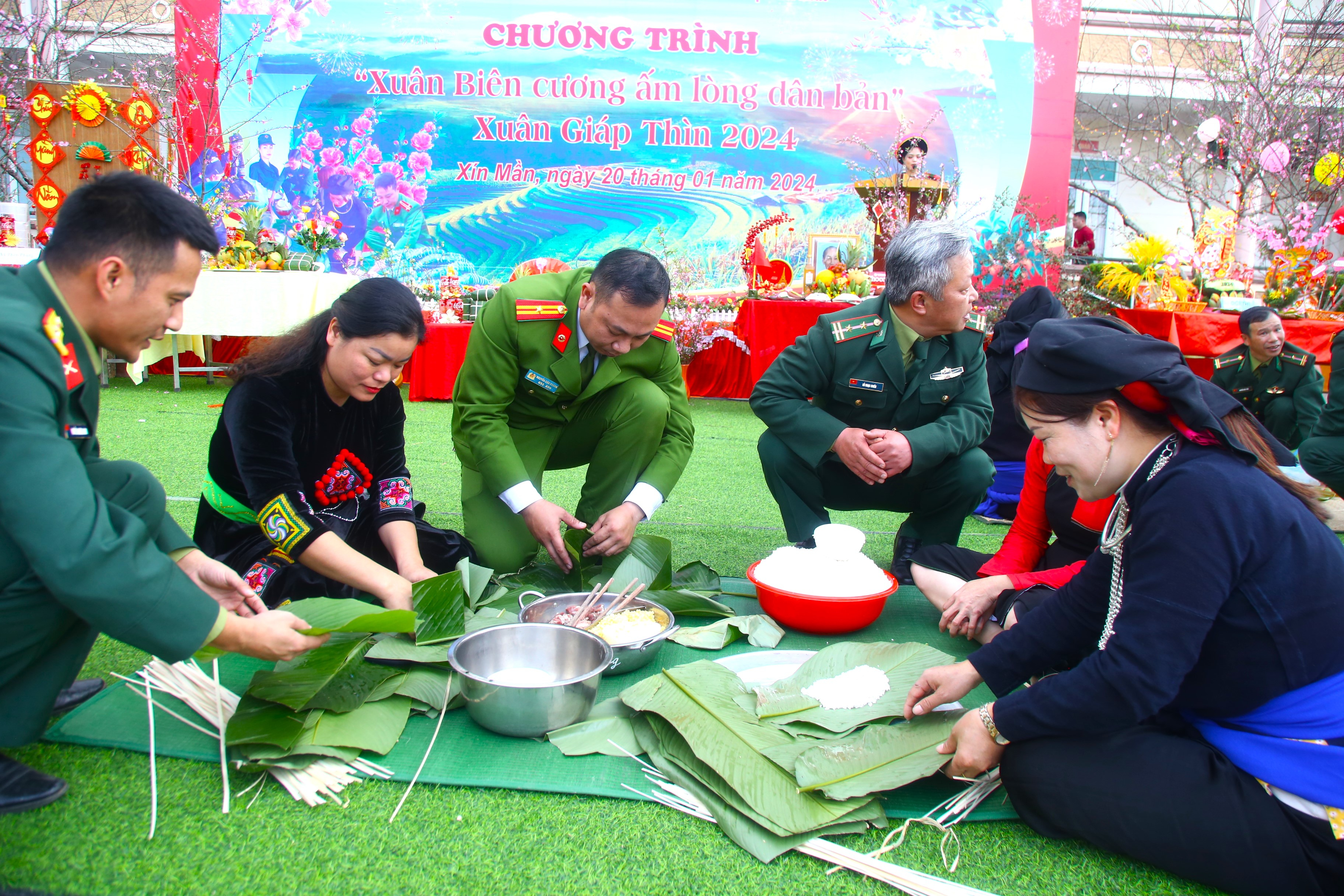 8. thi goi banh chung...