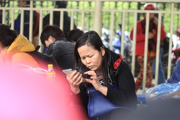 &nbsp;Phần lớn tại c&aacute;c bến xe c&aacute;c, xe chạy đi c&aacute;c hướng Th&aacute;i B&igrave;nh, Nam Định, H&agrave; Nam, Nghệ An, H&agrave; Tĩnh, Ph&uacute; Thọ, Y&ecirc;n B&aacute;i&hellip;Ảnh: Như Trường.