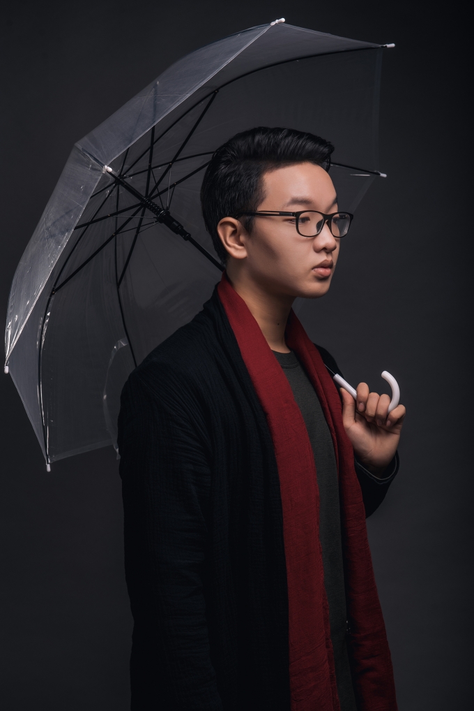 Ho&agrave;ng Dũng c&oacute; thế mạnh vừa s&aacute;ng t&aacute;c vừa biểu diễn