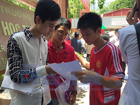 Ph&oacute; Thủ tướng y&ecirc;u cầu Bộ GD &ndash; ĐT tiếp thu y kiến từ c&aacute;c cơ quan chuy&ecirc;n m&ocirc;n, c&aacute;c chuy&ecirc;n gia để ho&agrave;n thiện, sớm c&ocirc;ng bố phương &aacute;n thi THPT 2016. Ảnh minh họa.