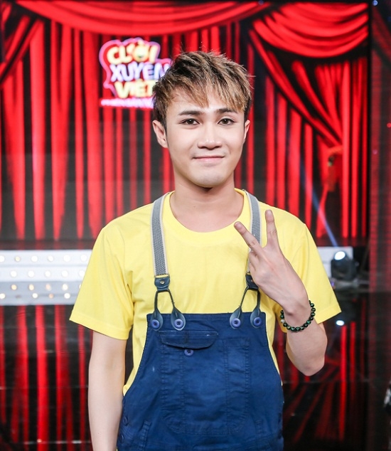 Đ&oacute;n Tết qu&ecirc; giữa phố với nghệ sĩ Cười Xuy&ecirc;n Việt v&agrave; Solo c&ugrave;ng Bolero