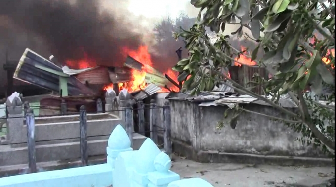 &nbsp;Đ&aacute;m ch&aacute;y lan rộng sang c&aacute;c hộ b&ecirc;n cạnh