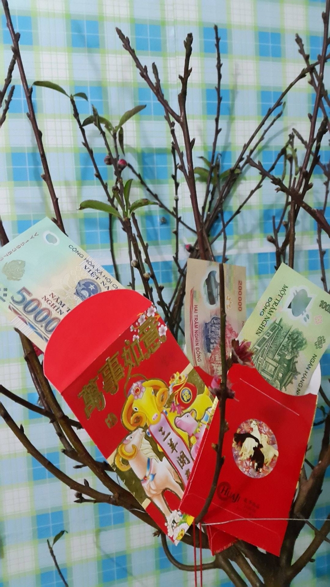 L&igrave; x&igrave; đầu năm, bao nhi&ecirc;u l&agrave; đủ.(ảnh: Minh Long).