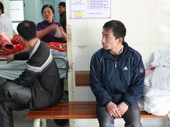 Những &aacute;nh mắt lo &acirc;u mệt mỏi của người nh&agrave;.