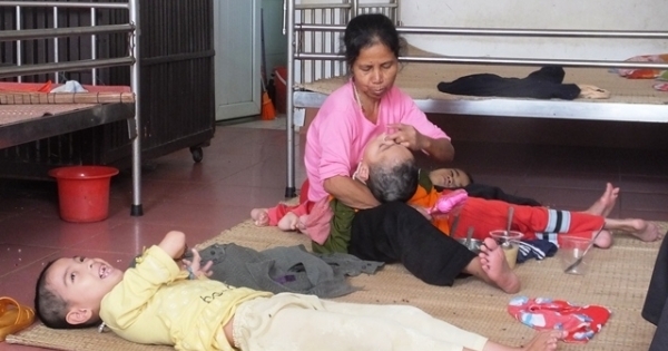 Nỗi niềm của những người công tác tại Trung tâm bảo trợ xã hội