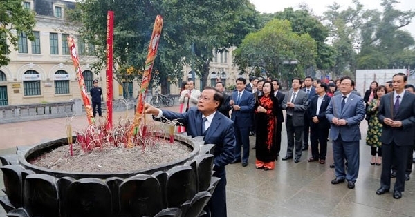 Lãnh đạo TP Hà Nội dự Lễ phát động Tết trồng cây