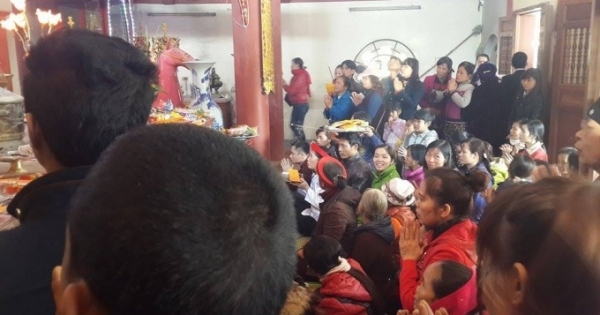 Thanh Hóa: Chùa Cửa Đạt, Đền Cô Ba tấp nập khách lễ đầu năm