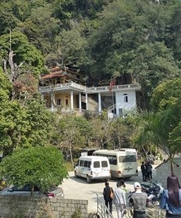 Chùa Bụt Bay được người dân xứ Lạng ví như chùa Hương thứ 2