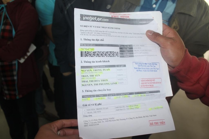 Nghệ An: M&aacute;y bay li&ecirc;n tục ho&atilde;n chuyến, h&agrave;nh kh&aacute;ch bức x&uacute;c