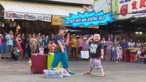 Xuân Bắc "tình ngay lý gian" khi bé Bi gặp người em thất lạc