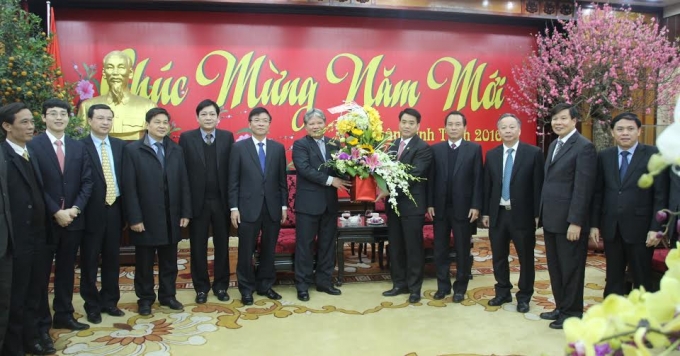 Bộ trưởng Bộ Tư Ph&aacute;p H&agrave; H&ugrave;ng Cường ch&uacute;c tết c&aacute;c vị l&atilde;nh đạo TP. H&agrave; Nội