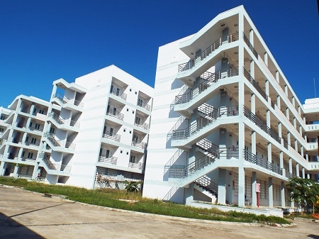 Khu KTX đầu tư 77 tỷ đồng m&agrave; kh&ocirc;ng hề c&oacute; b&oacute;ng d&aacute;ng sinh vi&ecirc;n.