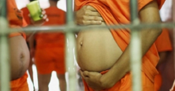 Nữ tử tù mang thai: Phạm nhân bán tinh trùng bị xử lý thế nào?