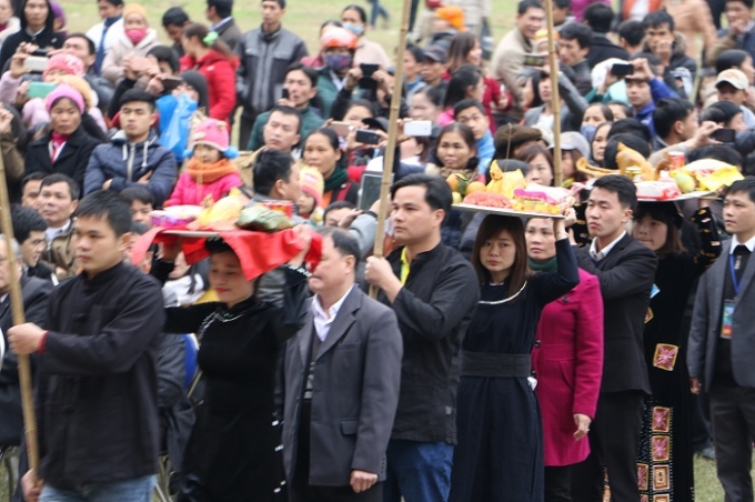 Bắc Kạn: Đặc sắc khai hội Lễ hội Lồng Tồng xu&acirc;n B&iacute;nh Th&acirc;n 2016