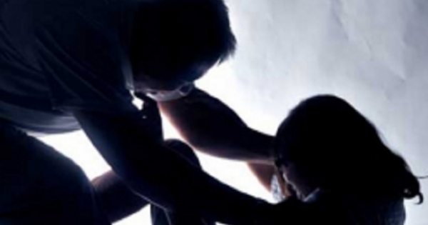 Bị cự tuyệt tình yêu, mua dao giết em dâu của vợ