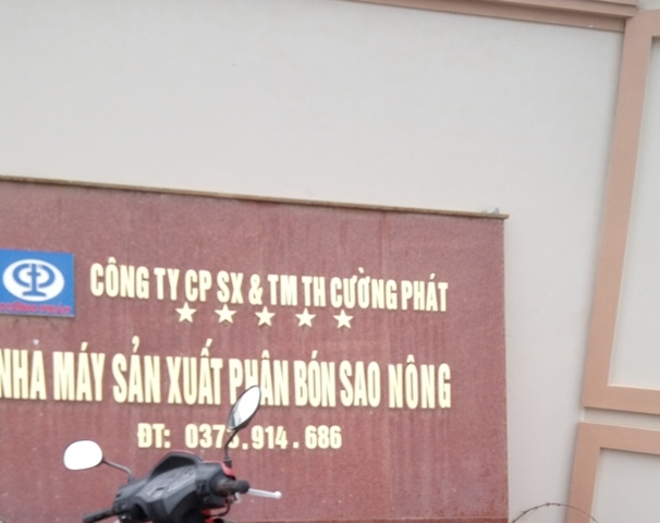 Đo&agrave;n kiểm tra Sở T&agrave;i nguy&ecirc;n M&ocirc;i trường tỉnh Thanh H&oacute;a đ&atilde; kết luận C&ocirc;ng ty c&oacute; nhiều vi phạm trong hoạt động. (Ảnh: Anh Thắng)