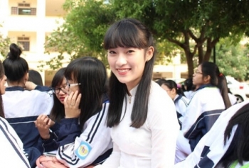 Bí quyết “vàng” học giỏi của cô gái có thiên bẩm “nhại” 7 thứ tiếng