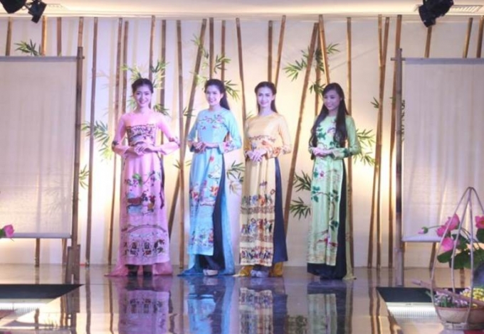 Những b&oacute;ng hồng thướt tha trong Trang phục Việt Nam qua c&aacute;c thời kỳ