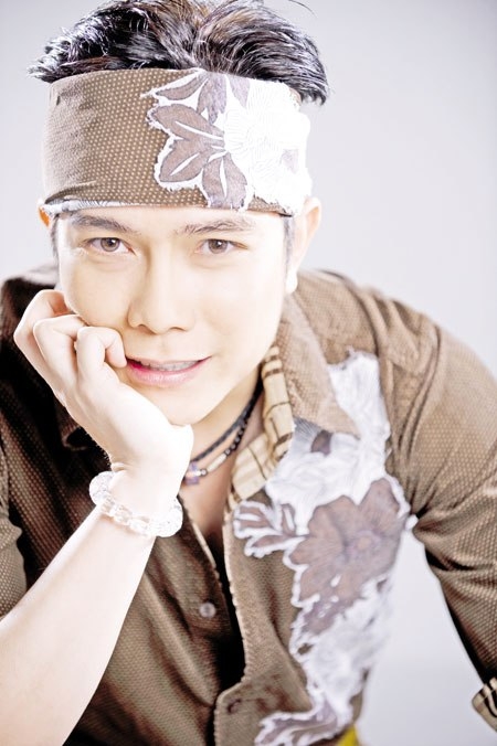 Jimmii Nguyễn sẽ trở lại với nhiều bất ngờ trong liveshow của Chế Linh.