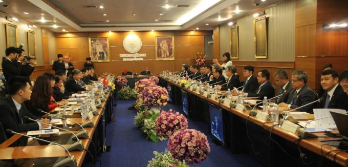 Bộ trưởng H&agrave; H&ugrave;ng Cường bắt đầu chuyến thăm, l&agrave;m việc tại Th&aacute;i Lan, Campuchia