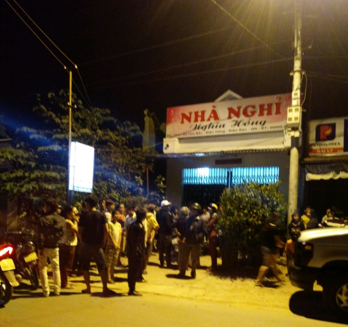 Nh&agrave; nghỉ nơi Ph&uacute;c thu&ecirc; ph&ograve;ng để b&aacute;n ma t&uacute;y.