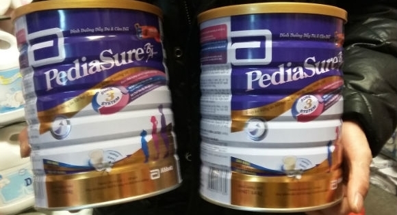 Khách hàng phát hiện dị vật bất thường trong sữa PediaSure